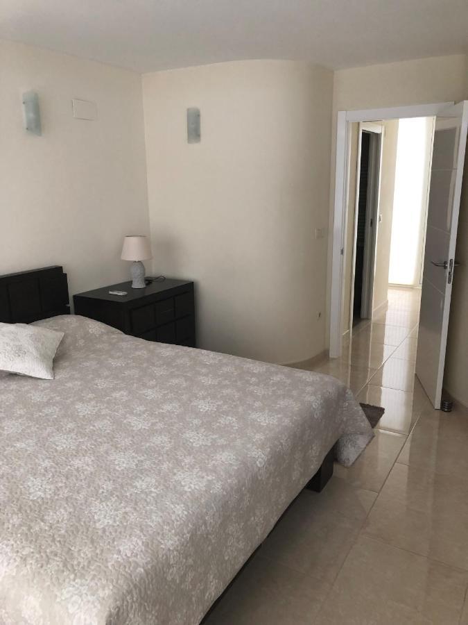 Apartamento El Eden Playa De Gandia Exteriör bild